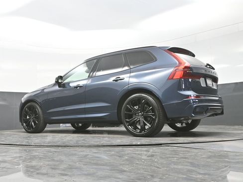 New 2026 Volvo XC60 B5 Ultra w/ Climate Package image 29