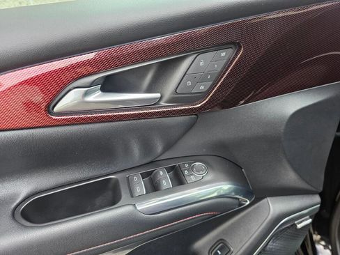 Used 2024 Chevrolet Traverse RS w/ LPO, Floor Liner Package image 28