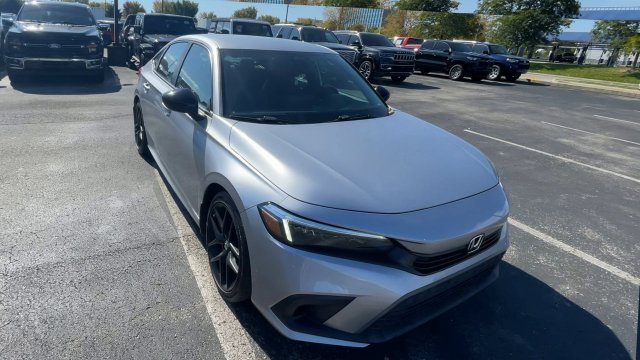 Used 2023 Honda Civic Sport image 4