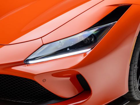 Certified 2022 Ferrari F8 Tributo image 32