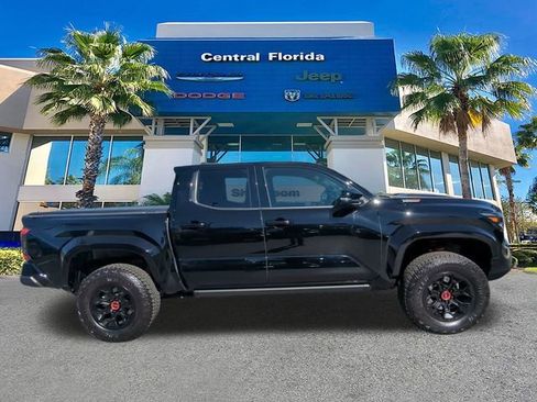 Used 2025 Toyota Tacoma TRD Pro image 4