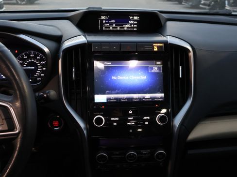 Used 2022 Subaru Ascent Limited w/ Technology Package image 27