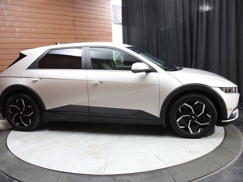 Used 2023 Hyundai Ioniq 5 SEL w/ Cargo Package image 12