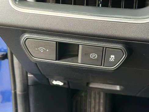Used 2025 Kia K4 GT-Line w/ GT-Line Premium Package FWD image 12