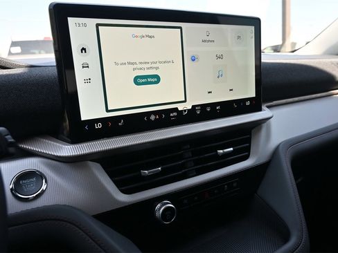 New 2025 Ford Explorer Active image 14