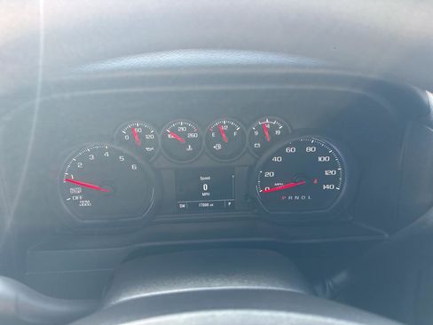 Used 2022 Chevrolet Silverado 1500 Custom image 18