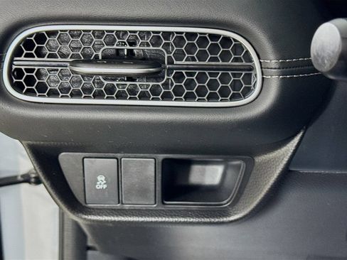 Used 2026 Honda HR-V EX-L image 13