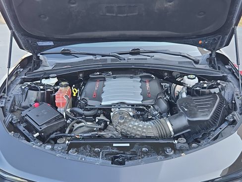 Used 2022 Chevrolet Camaro LT w/ Technology Package RWD image 19