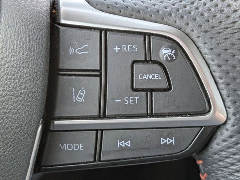 Used 2024 Toyota Sienna XSE image 25