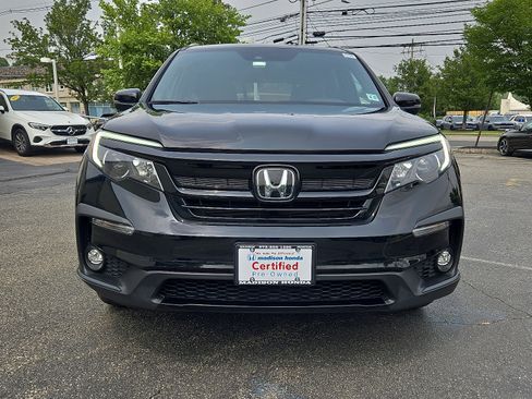 Certified 2022 Honda Pilot Sport image 2