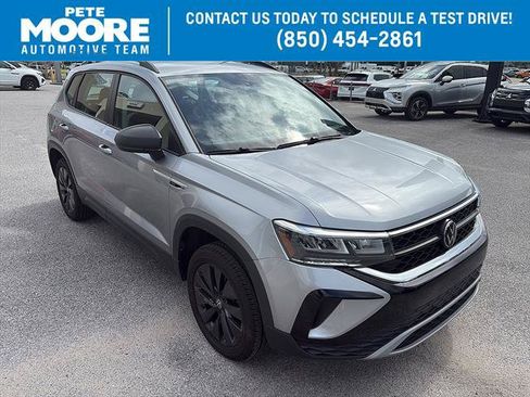Used 2023 Volkswagen Taos S FWD image 1