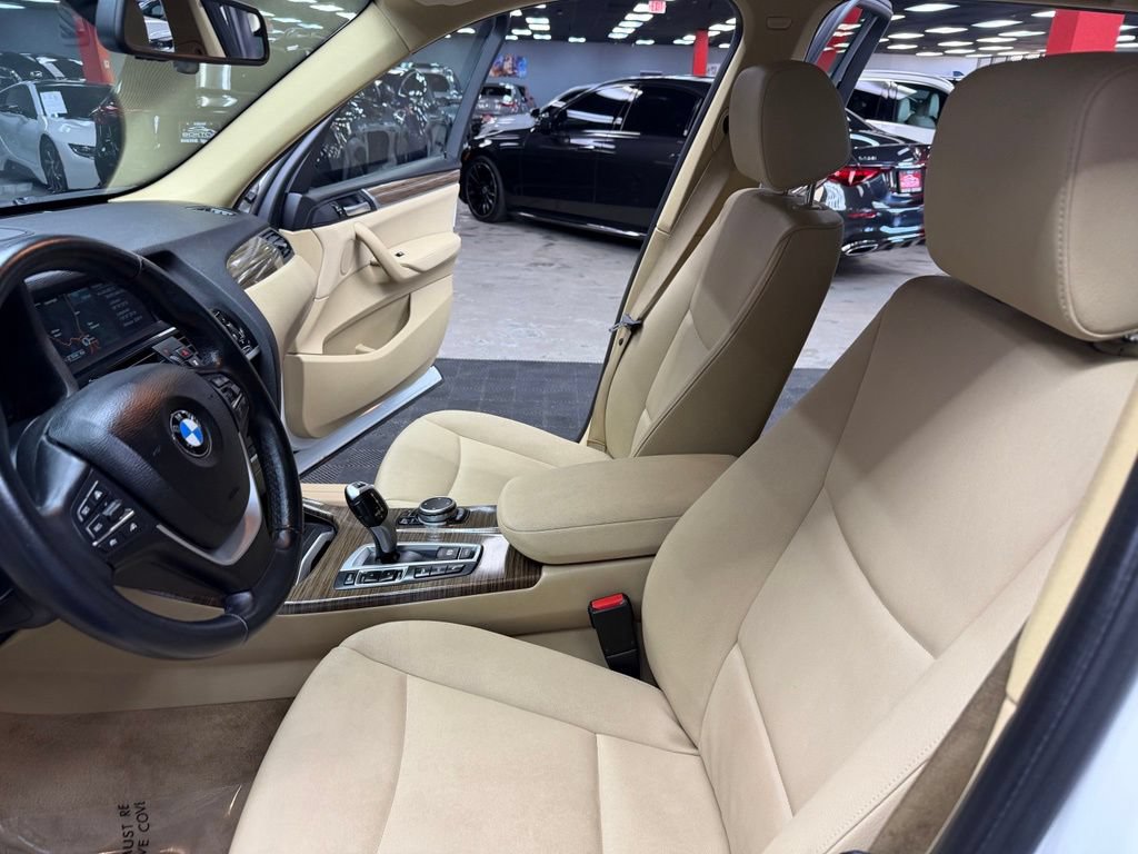 Used 2016 BMW X3 xDrive28i AWD/4WD image 33