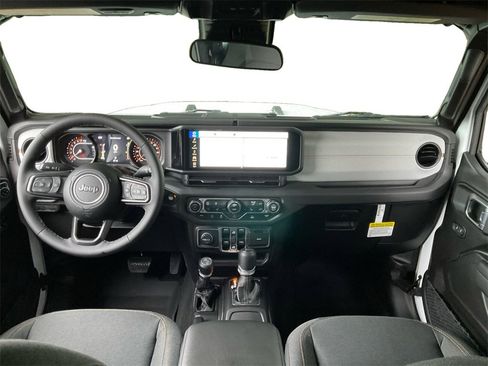 New 2025 Jeep Gladiator Sport image 16