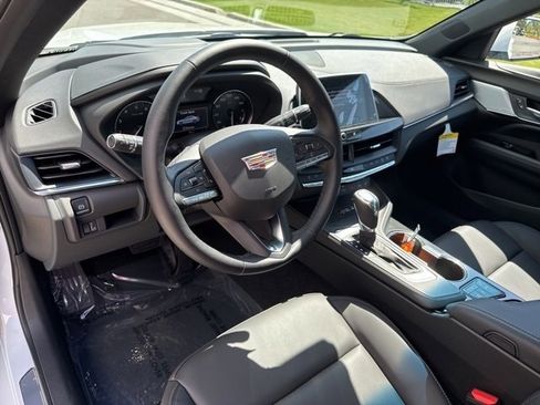 New 2025 Cadillac CT4 Luxury image 10