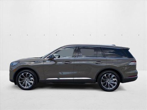 New 2025 Lincoln Aviator AWD w/ Equipment Group 101A image 5