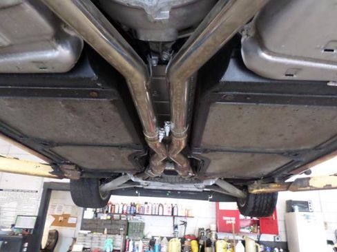 Used 2004 Chevrolet Corvette Convertible w/ Preferred Equipment Group image 28