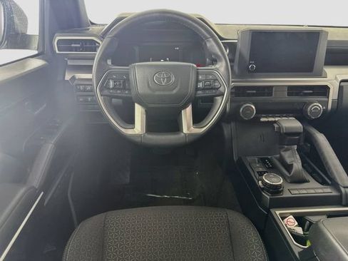 Certified 2026 Toyota 4Runner SR5 AWD/4WD image 22