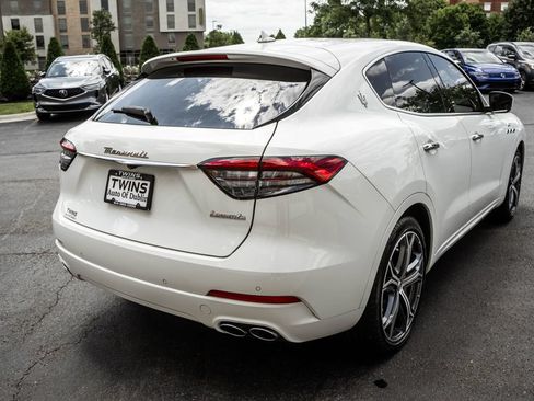 Used 2023 Maserati Levante GT AWD/4WD image 36