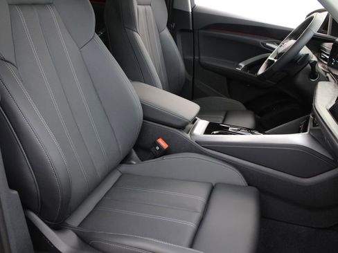 New 2025 Audi Q5 Prestige AWD/4WD image 24