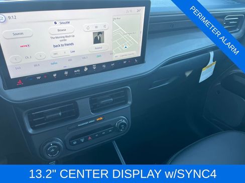 New 2026 Ford Maverick Lariat w/ Black Appearance Package image 15