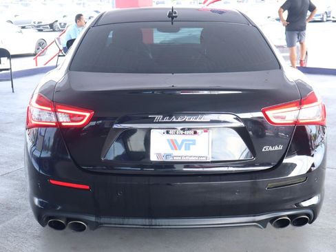 Used 2018 Maserati Ghibli RWD image 6