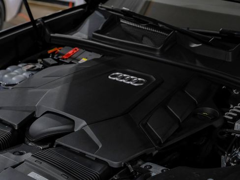 Used 2023 Audi Q8 Premium Plus w/ Premium Plus Package image 55