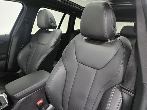 Used 2024 BMW X3 xDrive30i image 11