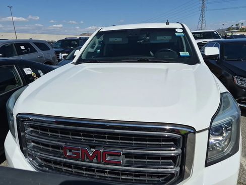 Used 2015 GMC Yukon XL SLT image 6