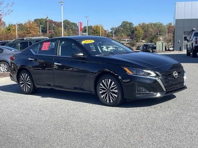 Used 2024 Nissan Altima 2.5 SV