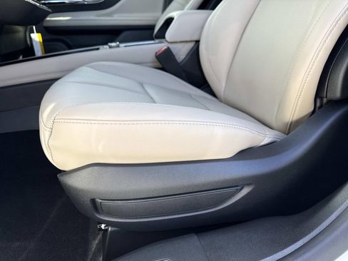 New 2026 Lincoln Corsair Premiere image 20