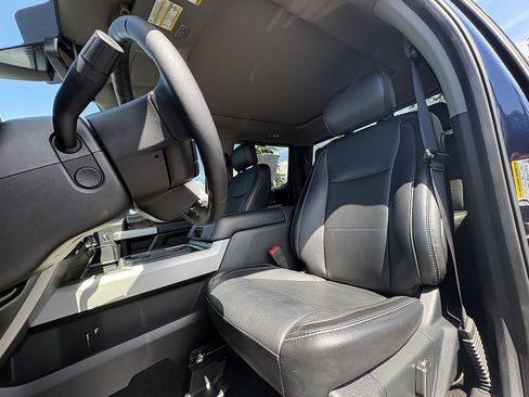 Used 2019 Ford F250 Lariat w/ Lariat Ultimate Package AWD/4WD image 18