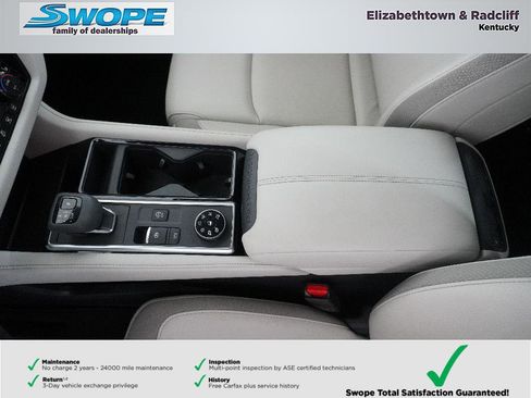 Used 2023 Nissan Pathfinder SL w/ Lighting Package (N92) AWD/4WD image 26