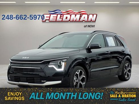 Used 2024 Kia Niro EX Touring image 1