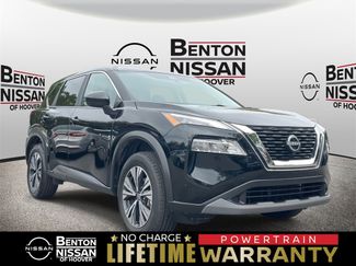 Used 2023 Nissan Rogue SV image 1
