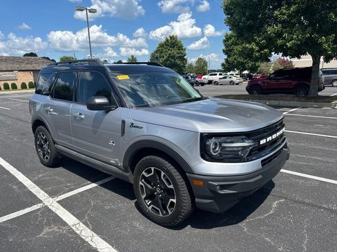 Used 2021 Ford Bronco Sport Outer Banks AWD/4WD image 2