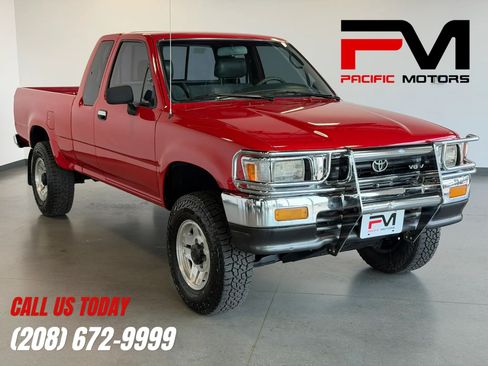 Used 1993 Toyota Pickup Deluxe AWD/4WD image 1