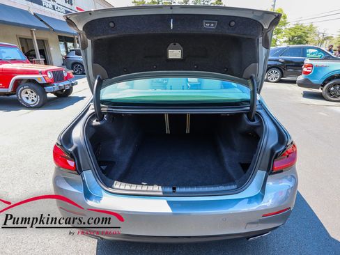 Used 2021 BMW 530i xDrive w/ Convenience Package AWD/4WD image 12