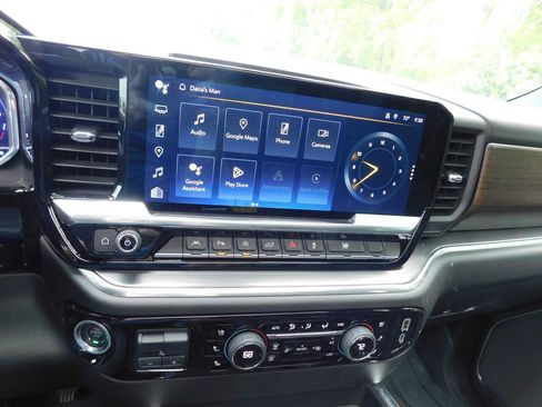 Certified 2024 Chevrolet Silverado 1500 High Country w/ High Country Premium Package AWD/4WD image 10