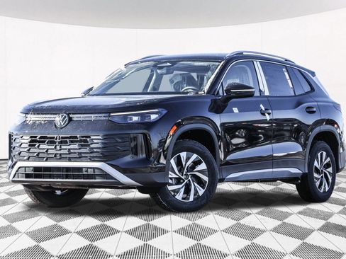 New 2026 Volkswagen Tiguan S AWD/4WD image 2