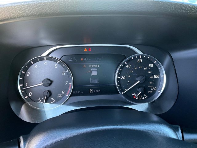 Used 2022 Nissan Frontier SV w/ Technology Package RWD image 16