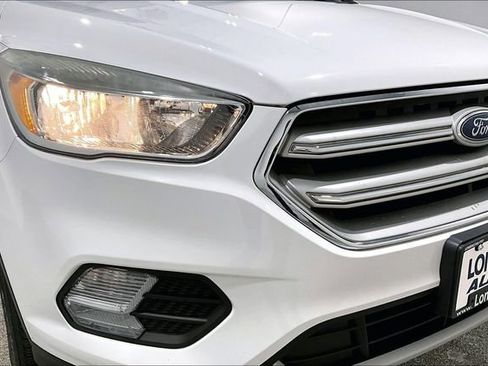 Used 2018 Ford Escape SE image 33