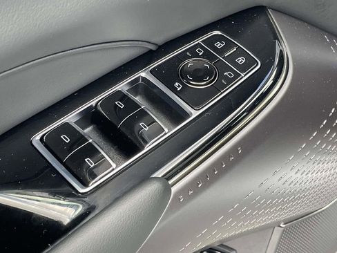 New 2026 Cadillac Lyriq Sport image 17