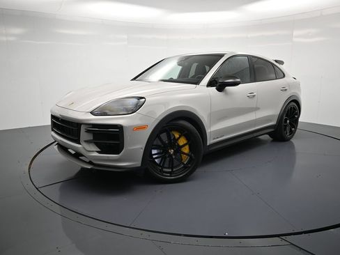 Certified 2025 Porsche Cayenne Turbo GT AWD/4WD image 48