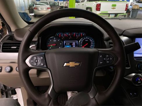 Used 2016 Chevrolet Tahoe LT w/ Luxury Package AWD/4WD image 22