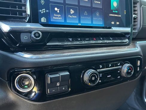 Used 2024 Chevrolet Silverado 2500 LT image 18