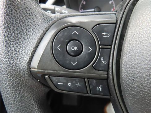Used 2023 Toyota Corolla LE FWD image 18