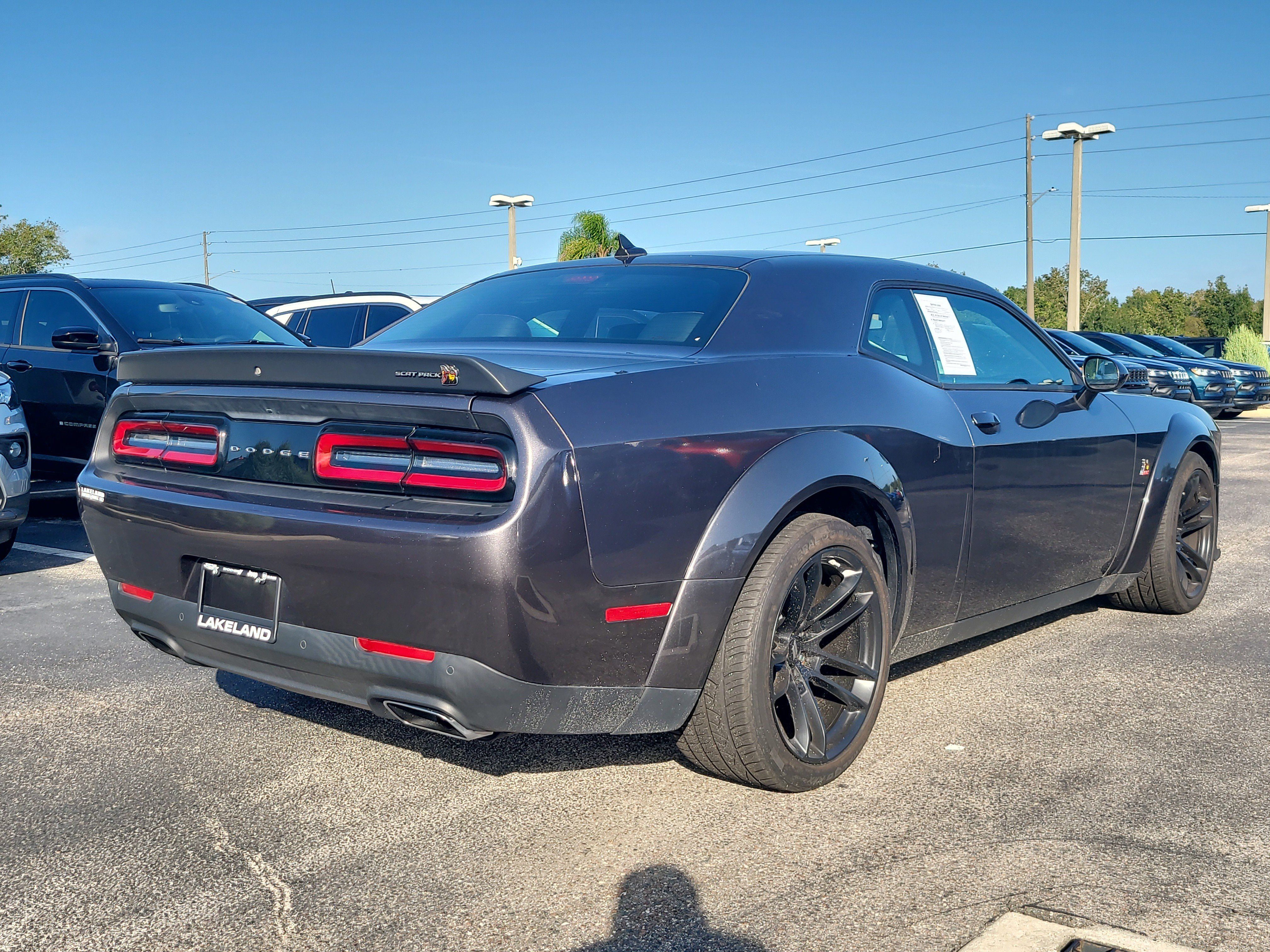 Used 2021 Dodge Challenger R/T Scat Pack RWD image 4
