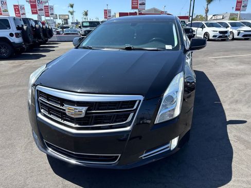 Used 2017 Cadillac XTS Luxury FWD image 3