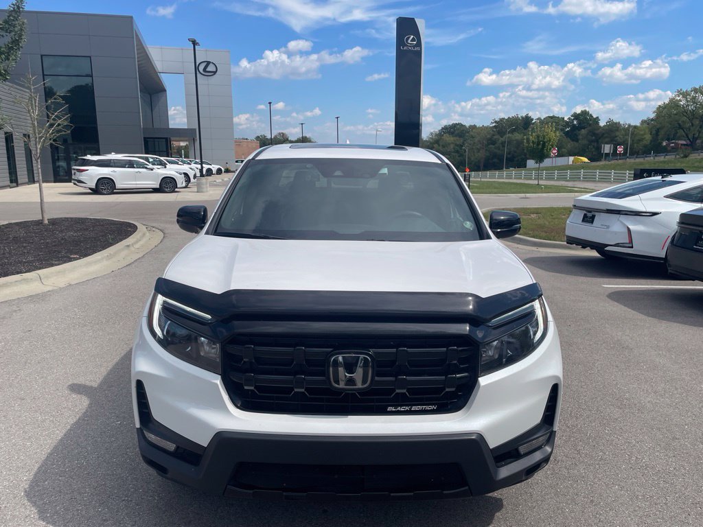 Used 2025 Honda Ridgeline Black Edition image 3