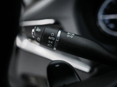 Used 2023 Buick Enclave Essence w/ Experience Buick Package image 22